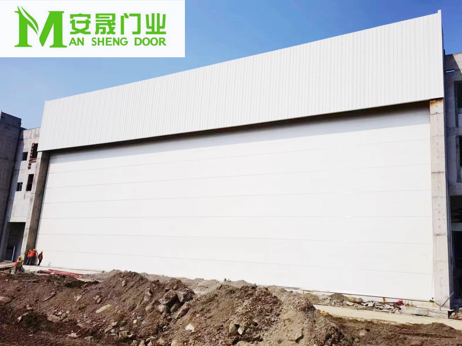 机库大门(图2) 机库大门(图2)